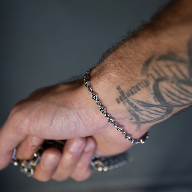 Form Bracelet